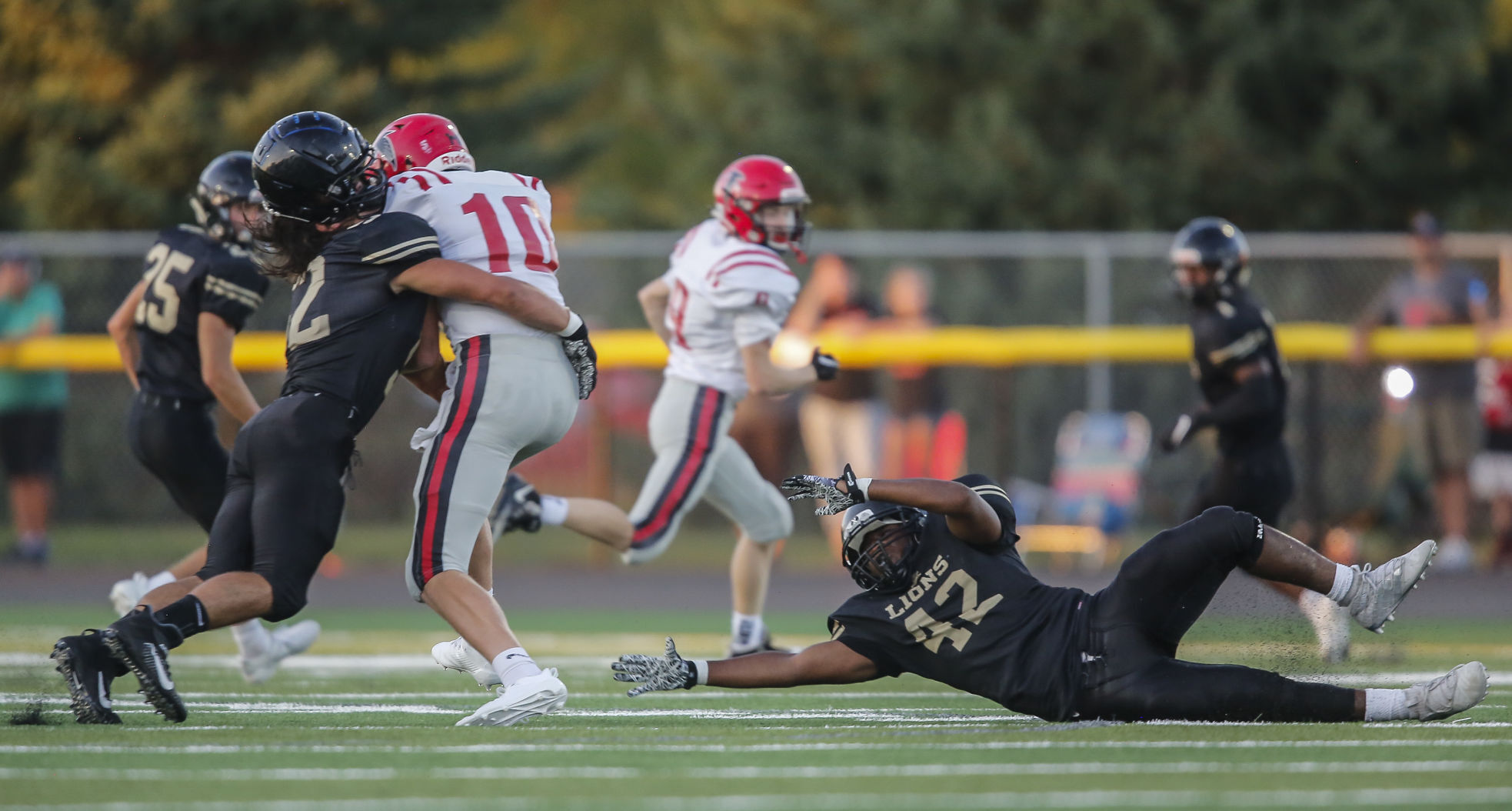 Fball Clear Lake vs. AP 46
